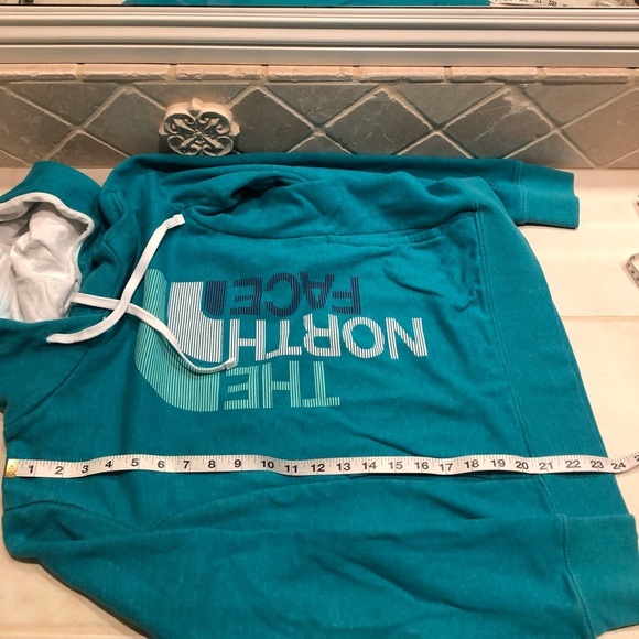 🌈 6/$60, The North Face Trivert Logo, Pullover Hoodie, Teal/White, Small - Picture 9 of 9